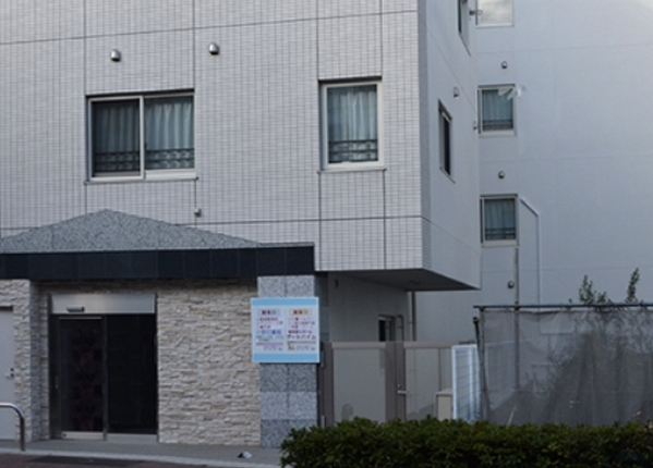 西荻鍋岡クリニック