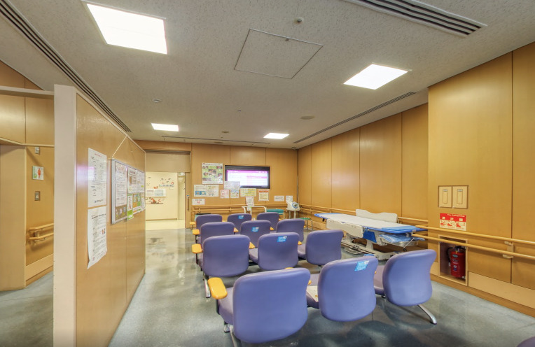 大阪市立十三市民病院
