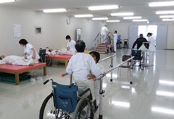 黒石厚生病院