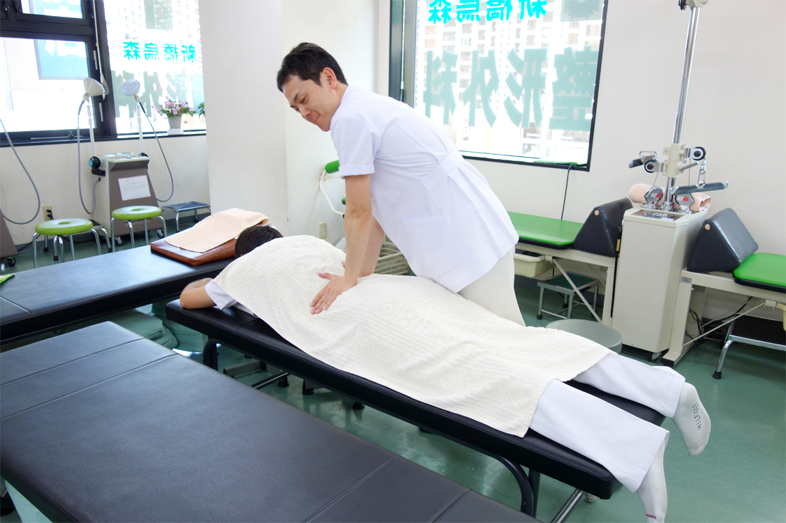 新橋烏森整形外科