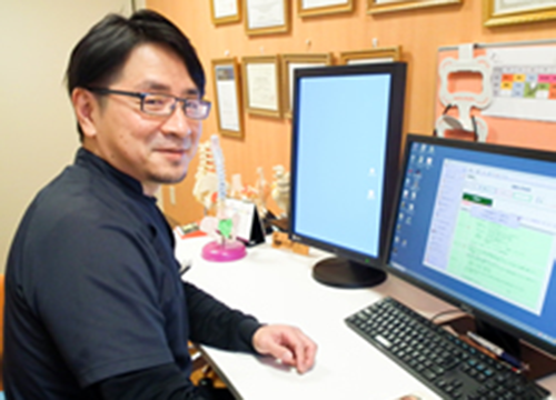 園田 康男