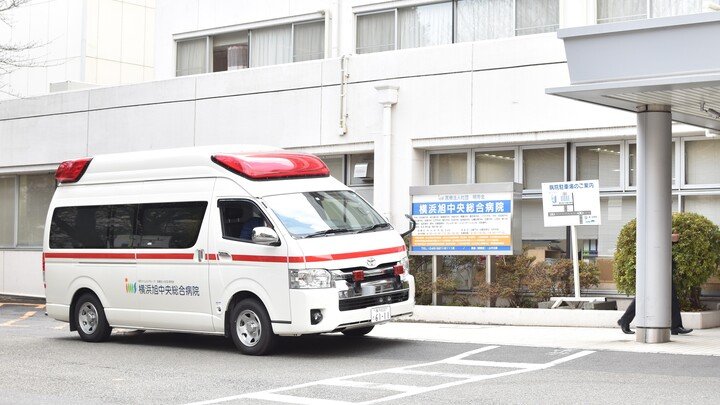横浜旭中央総合病院の外観・院内写真