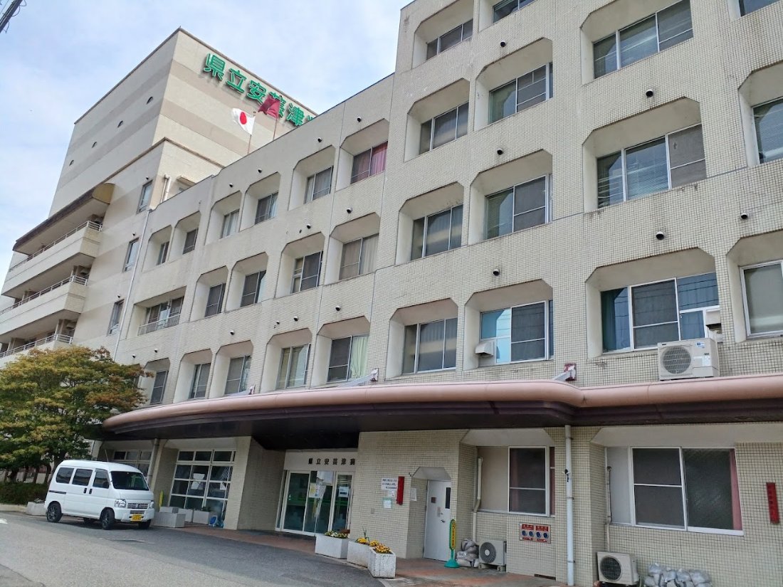 県立安芸津病院の外観・院内写真